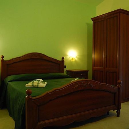 Pinus Rooms Benevento Exterior photo