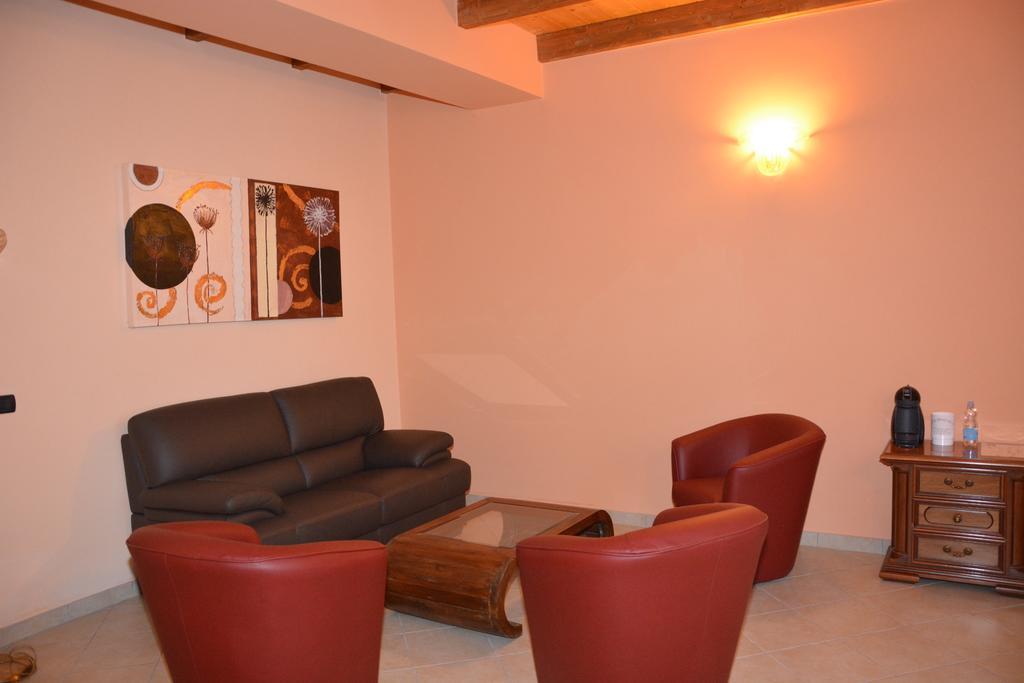 Pinus Rooms Benevento Exterior photo